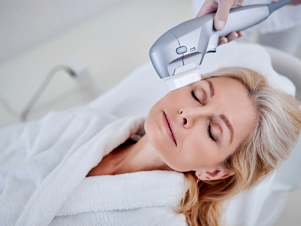 هایفو صورت چیست و برای چه افرادی مناسب است؟